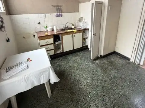 Depto Tipo Casa en Alquiler 60 años