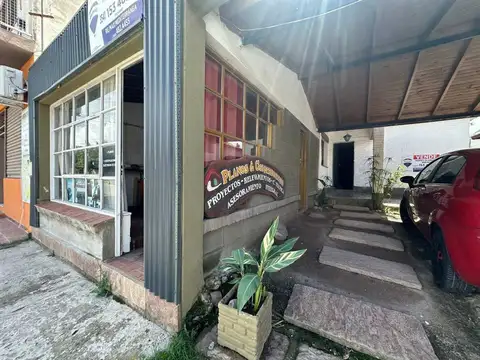 VENTA CASA CURA BROCHERO 2 DORM CON 2 LOCALES