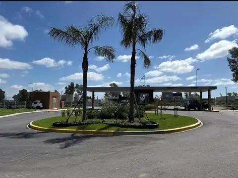 Lote central en Santa Sofia