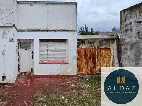 En Venta/ Casa  en  Murature  al 1300