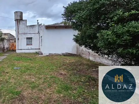 Casa en venta c/ cochera en Punta Alta