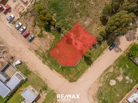 VENTA LOTE ESQUINA PANAMA Y BONNAT