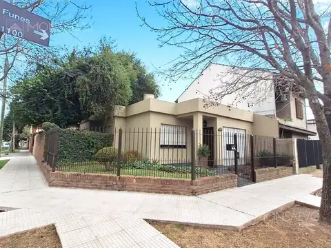 Casa en  VILLA ADELINA