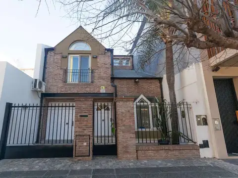 VENTA Casa 5 amb 2 Baños 1 Toilette 2 cocheras