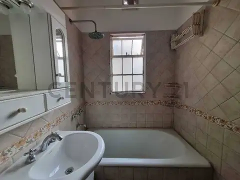 VENTA DEPARTAMENTO 2 AMBIENTES C/BALCON - BALVANERA ZONA FACULTADES