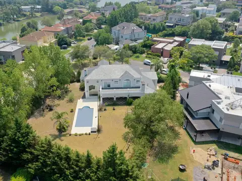 Casa en Venta de 5 dormitorios