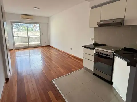 Monoambiente – Contrafrente – Balcon – Amenitties – Excelente Ubicacion