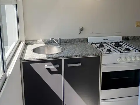 Monoambiente Apto Profesional - Alquiler- Av Diaz Velez 4300