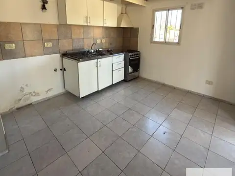 Depto Tipo Casa en Alquiler al Este