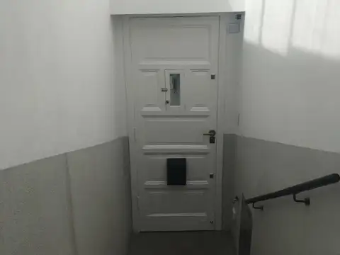 Depto Tipo Casa en Alquiler en Moron Sur, $ 1.000.000