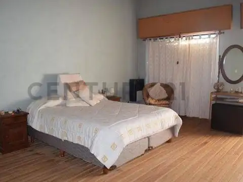 CASA EN VENTA SAN MIGUEL DEL MONTE 3 AMBIENTES