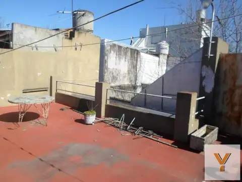 Depto Tipo Casa en Venta 40 años