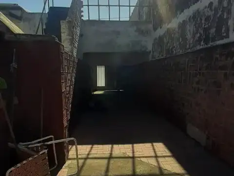 Casa en Venta con 4 cocheras