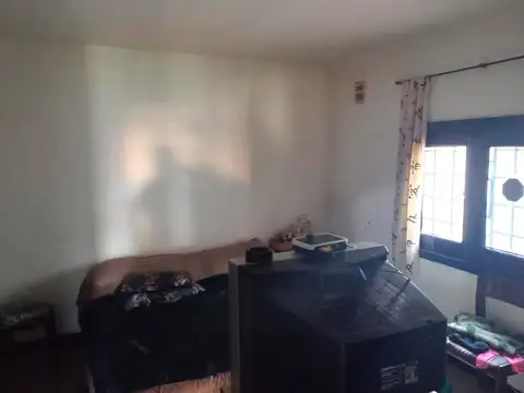 Casa en Venta con 4 cocheras