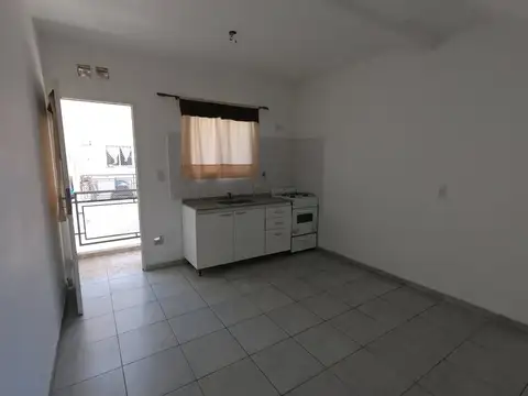 Depto Tipo Casa 3 ambientes con 1 baño