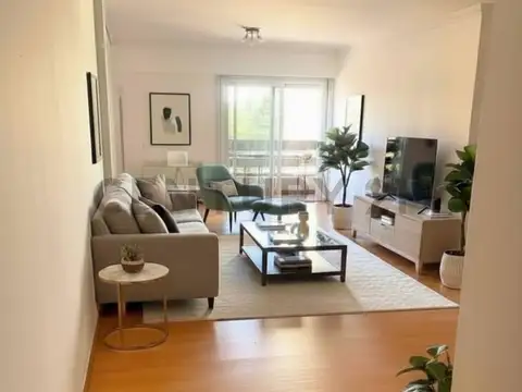 Almirante Guillermo Brown 600, Piso 2