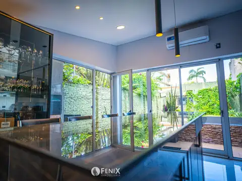 CF1031 - CASA EN VENTA Z/ AV. TACUARI Y AV. CORRIENTES