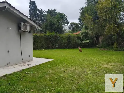 Casa en Venta - 2 Dormitorios 2 Baños - 381mts - Ezeiza