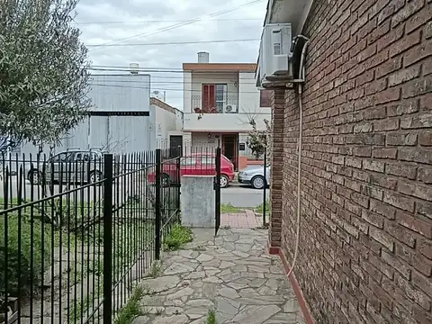 Casa en Alquiler en Capitán Bermudez, $ 480.000