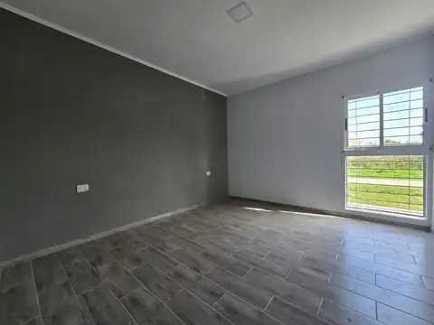 CASA A ESTRENAR EN VENTA - RECREO