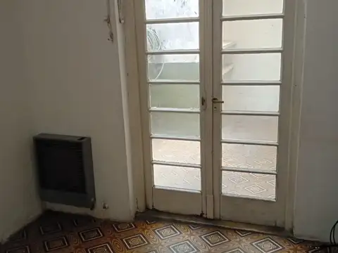 Depto Tipo Casa 2 ambientes con 1 baño