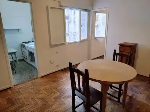 Av. Independencia 3100 , Piso 3