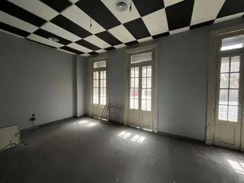 Local en Alquiler en Recoleta, $ 8.000.000