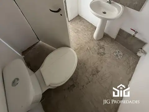 Local en Alquiler 1 año