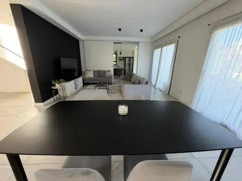 Casa en Alquiler A Estrenar