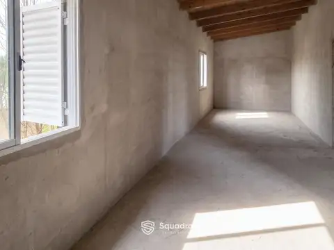 VENTA | PERMUTA - Casa 4 dormitorios con jardín y piscina - Coronel Domínguez, Santa Fe.