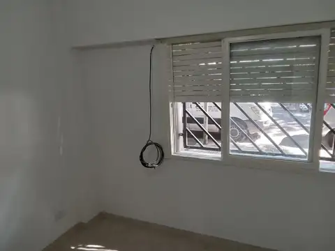 Depto Tipo Casa en Venta en Liniers, USD 63.000