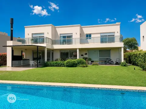 Casa en Alquiler en Funes, Rosario