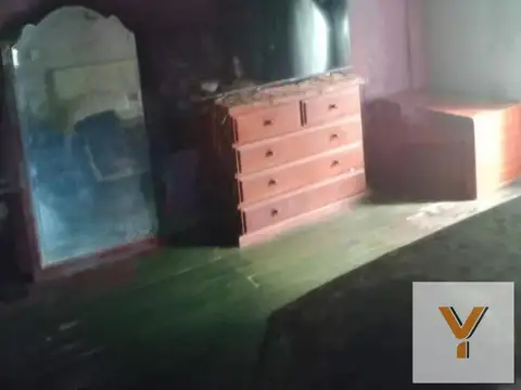 Casa en venta - 5 Dormitorios 5 Baños - Glew