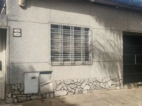 VENTA CASA 3AMB + DEPARTAMENTO 4AMB V. LUZURIAGA