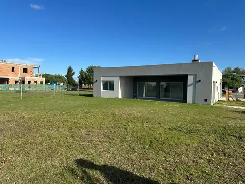 Casa en Venta en Belén de Escobar, USD 175.000