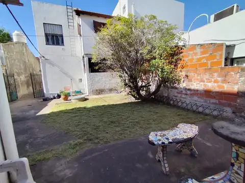 Depto Tipo Casa en Venta de 4 ambientes