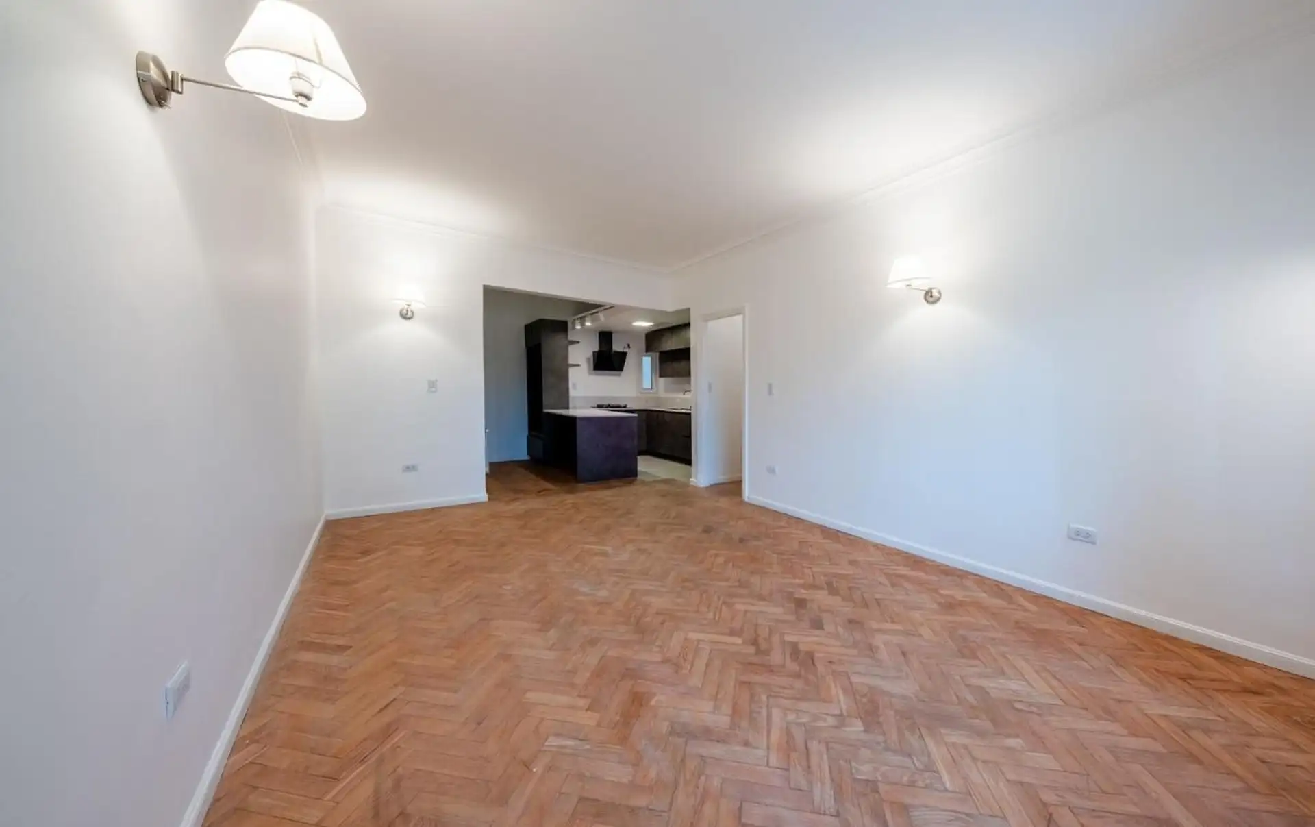 Venta de Departamento 4 Ambientes reciclado en plaza mitre