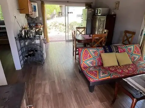 39 e/ Necochea y Miramar