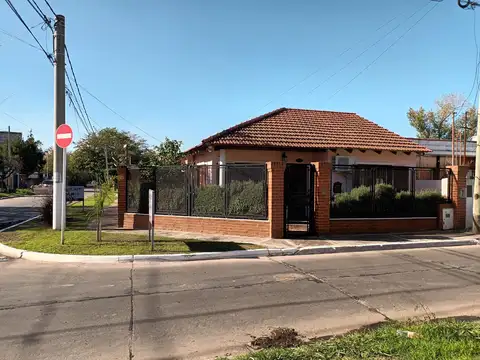 Casa PH 3 Ambientes en Venta - Castelar Sur