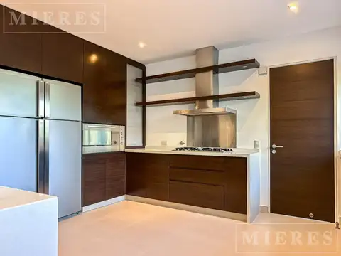 Casa en Alquiler 17 años
