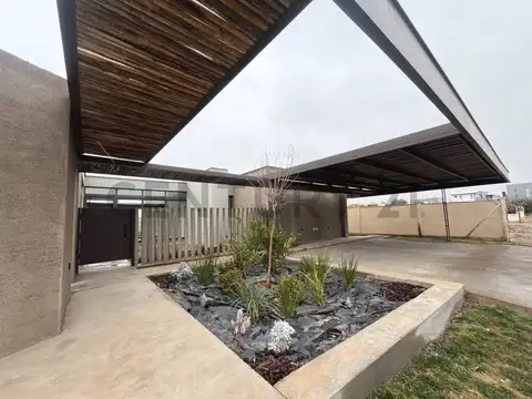 CASA EN ALQUILER BARRIO PRIVADO GRAN BOEDO