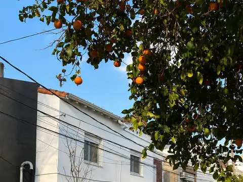 San Isidro, Moreno al 800 Departamento en PH con carácter de casa