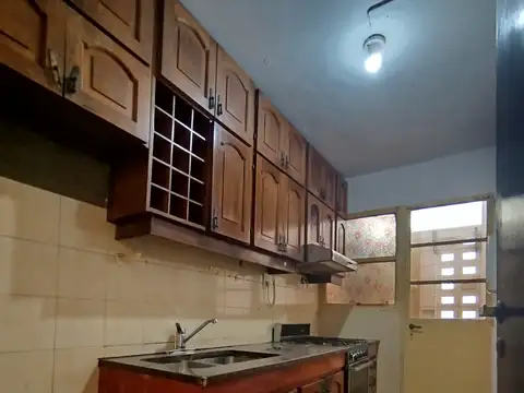 Departamento en Alquiler en Remedios De Escalada, $ 540.000