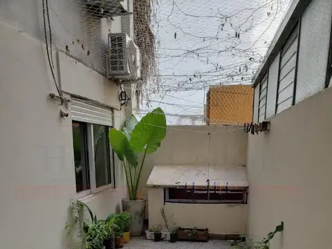 DEPARTAMENTO 3 AMBIENTES CON PATIO Y LAVADERO CUBIERTO