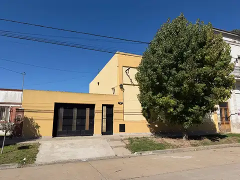 Casa 3 ambientes- Lote 650 m2- Zona residencial