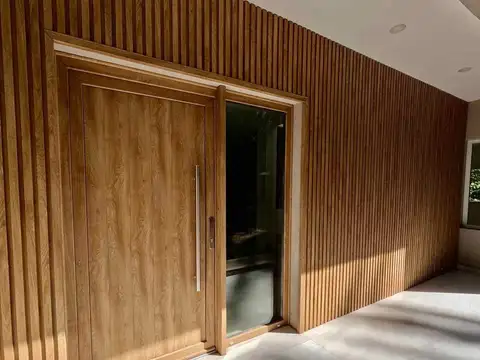 Casa 9 ambientes con 3 baños