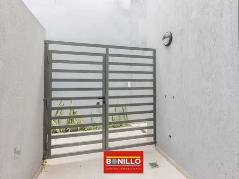 Depto Tipo Casa en Alquiler en Villa Pueyrredon, $ 850.000