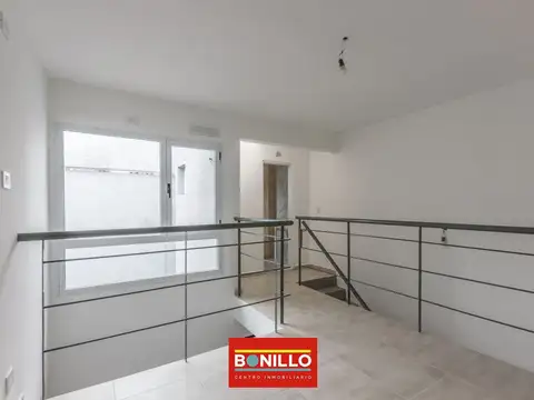 Depto Tipo Casa en Alquiler de 1 dormitorio