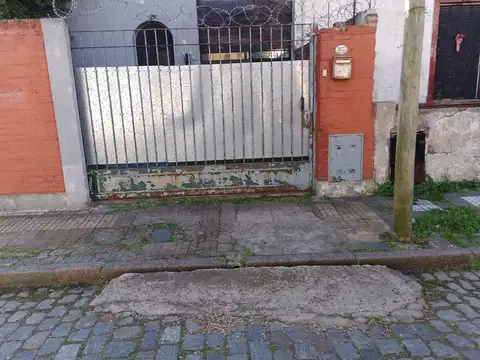 Casa 3 ambientes con garage en Venta. Apta