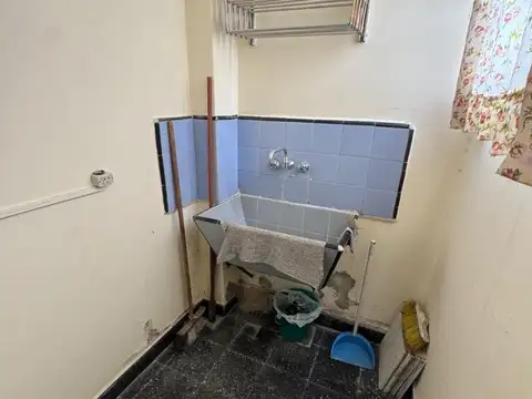 DEPARTAMENTO EN RAMOS MEJIA. VENTA
